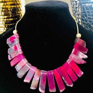 Handmade fuchsia and gold necklace /bracelet set.